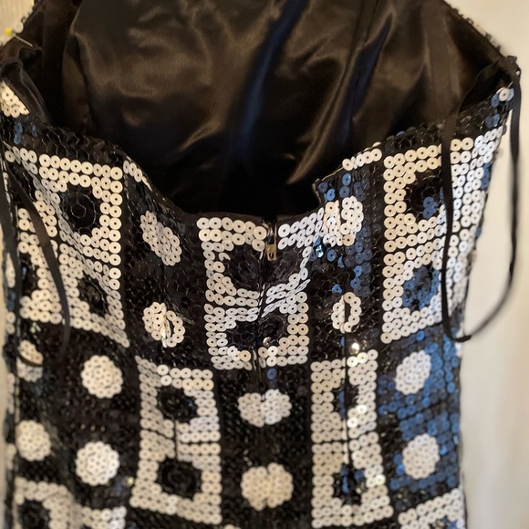 Party Dress, one of a kind, custom designed, goes with matching coat in red. - Picture 6 of 8